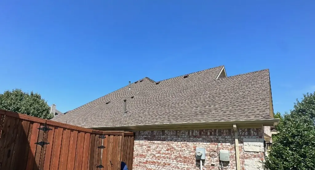 Completed roof replacement project in Golden Hills